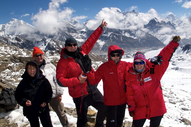 Das erste ganz große Ziel auf unserer Trekkingtour über die drei großen Khumbupässe ist geschafft: der fast fünfeinhalbtausend Meter hohe Renjopass!