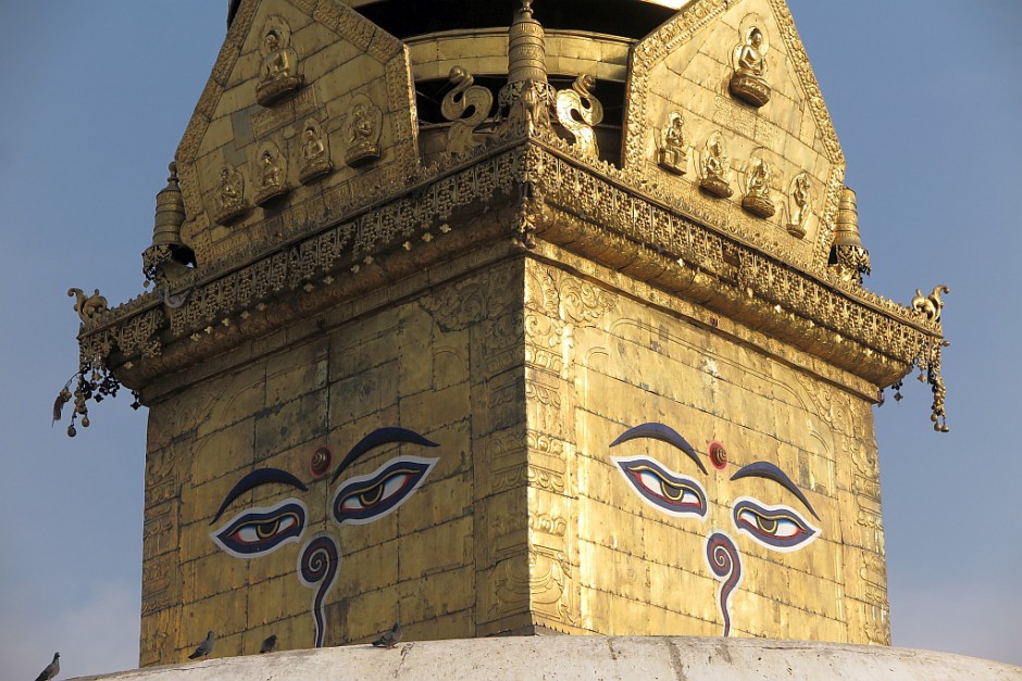 Die Stupa in Swayambunath ist sicher das Wahrzeichen der Hauptstadt. Ihr konnte das Erdbeben nichts anhaben.