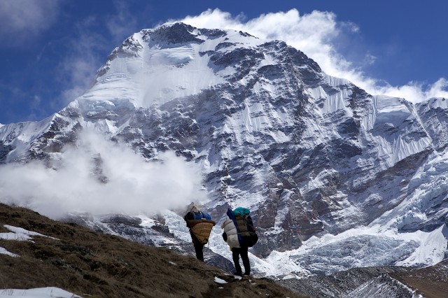 Der 7321 m hohe Chamlang von Westen aus gesehen! Ich stand ihm gerade erst auf meiner Expedition zum Baruntse gegenüber. Ein Traum von einem Berg und eine großartige Herausforderung!