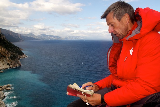 Ich konnte es kaum fassen: Ein Gipfel, auf den kaum zwei Leute passten und dann auch noch ein Gipfelbuch! (Foto: Janina Graeber)