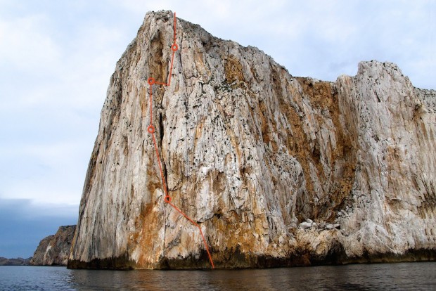 Unsere Route an der Südkante des Pan di Zucchero. 5 Seillängen bis 6b. Ein schönes kleines Abenteuer.