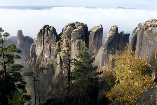 Der Blick von der Tante auf die Schrammsteinkette ist schon einer der ganz besonders eindrucksvollen Bergblicke unseres Elbsandsteingebirges!