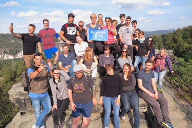 Wirklich alles steht und fällt in einer Firma mit bestens motivierten Mitarbeitern. Projecter scheint mir diesbezüglich sehr gut aufgestellt!