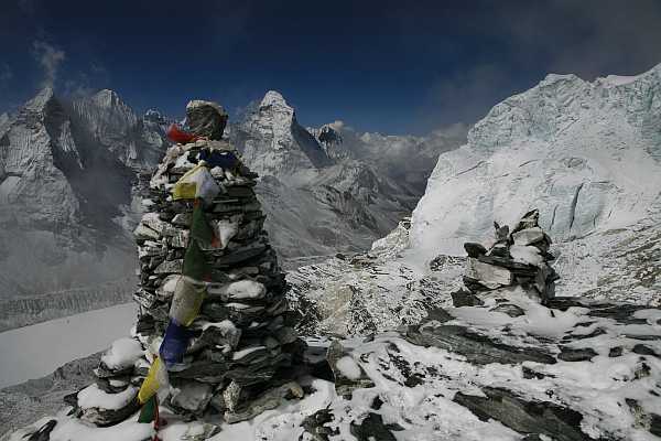 Crampons Point mit Blick auf Amphu Laptsa Middle